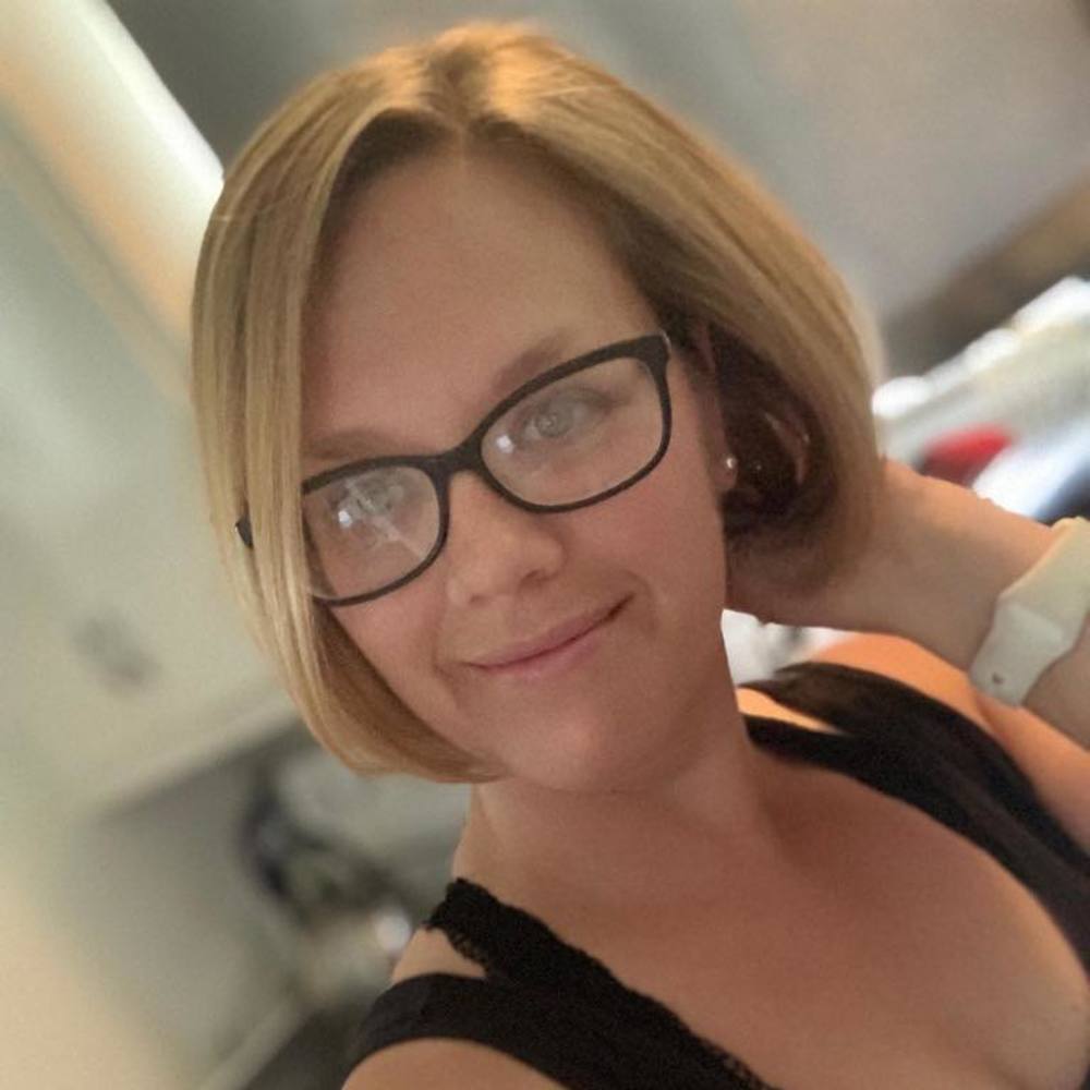 Meet your Posher, Nicole